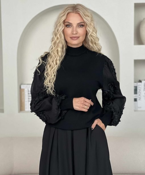 Elegantiška palaidinė, rankovės su gėlėmis, juoda