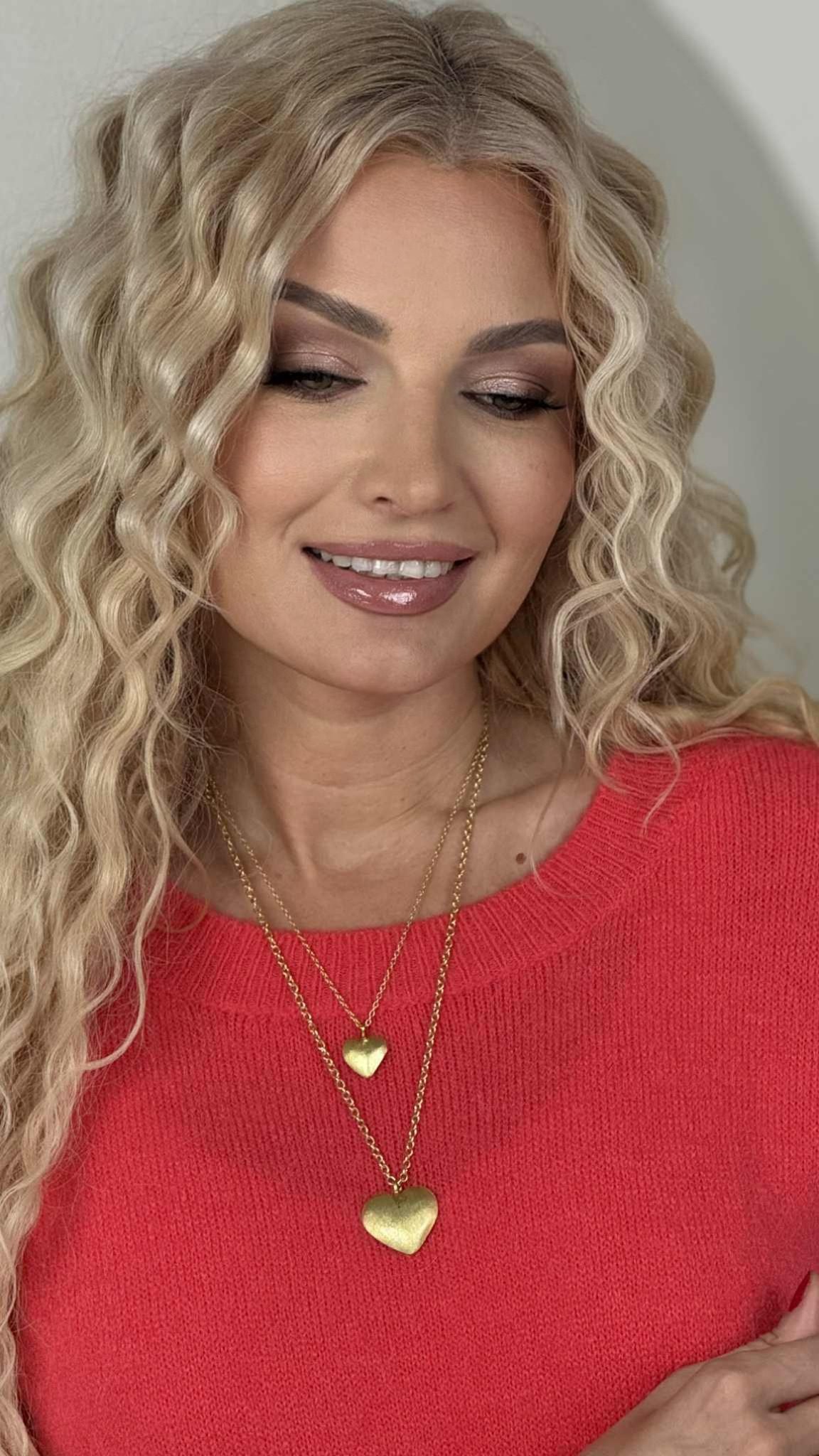 Kaklo papuošalas "Dvi širdelės", aukso spalva - Image 2