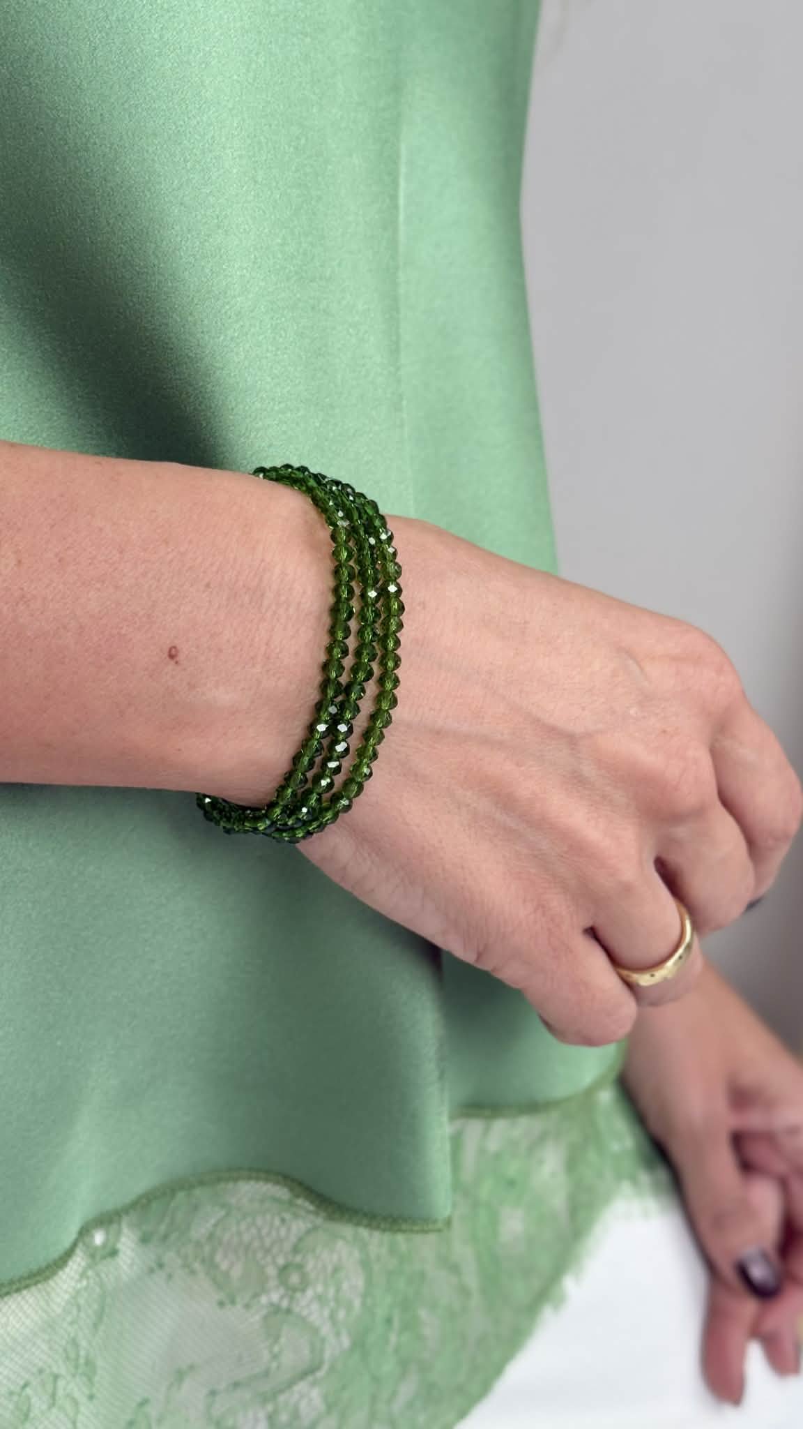 Apyrankė "Kristaliukai", tamsiai žalia